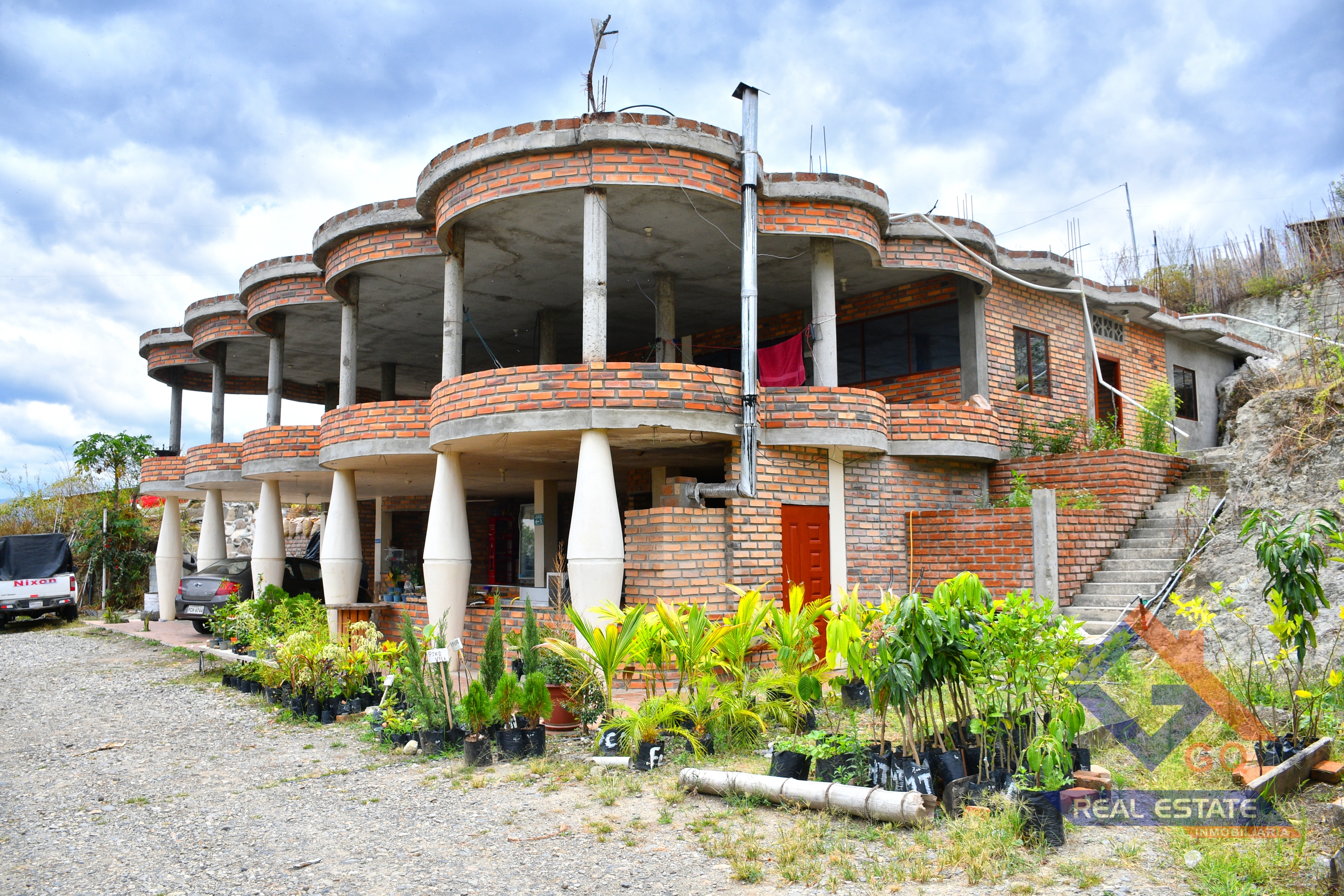 Venta de Terreno con Casa ideal para proyecto turístico en el Sector Casa Vieja Nambacola