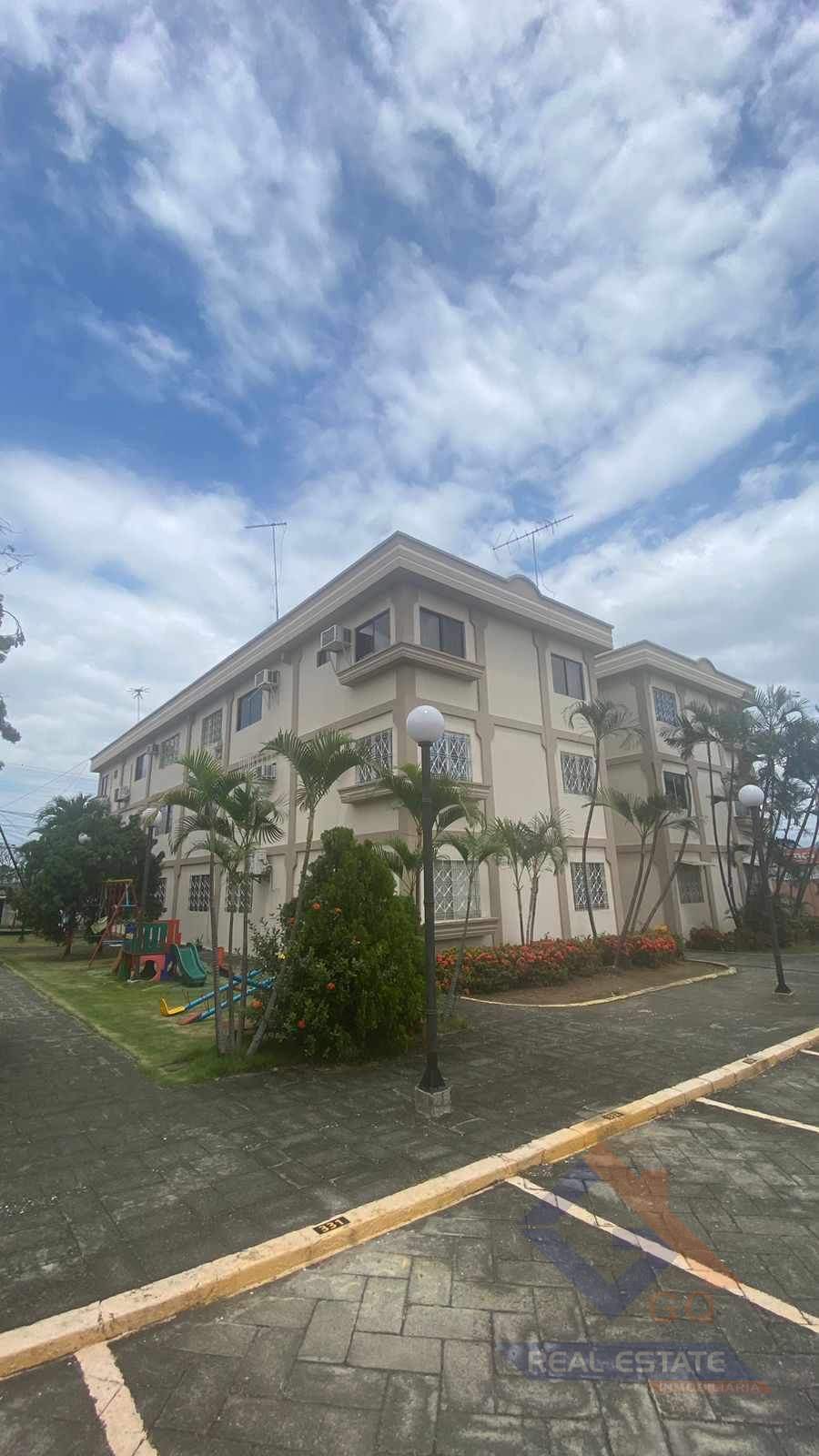 VENTA DE UN APARTAMENTO, EN GUAYAQUIL