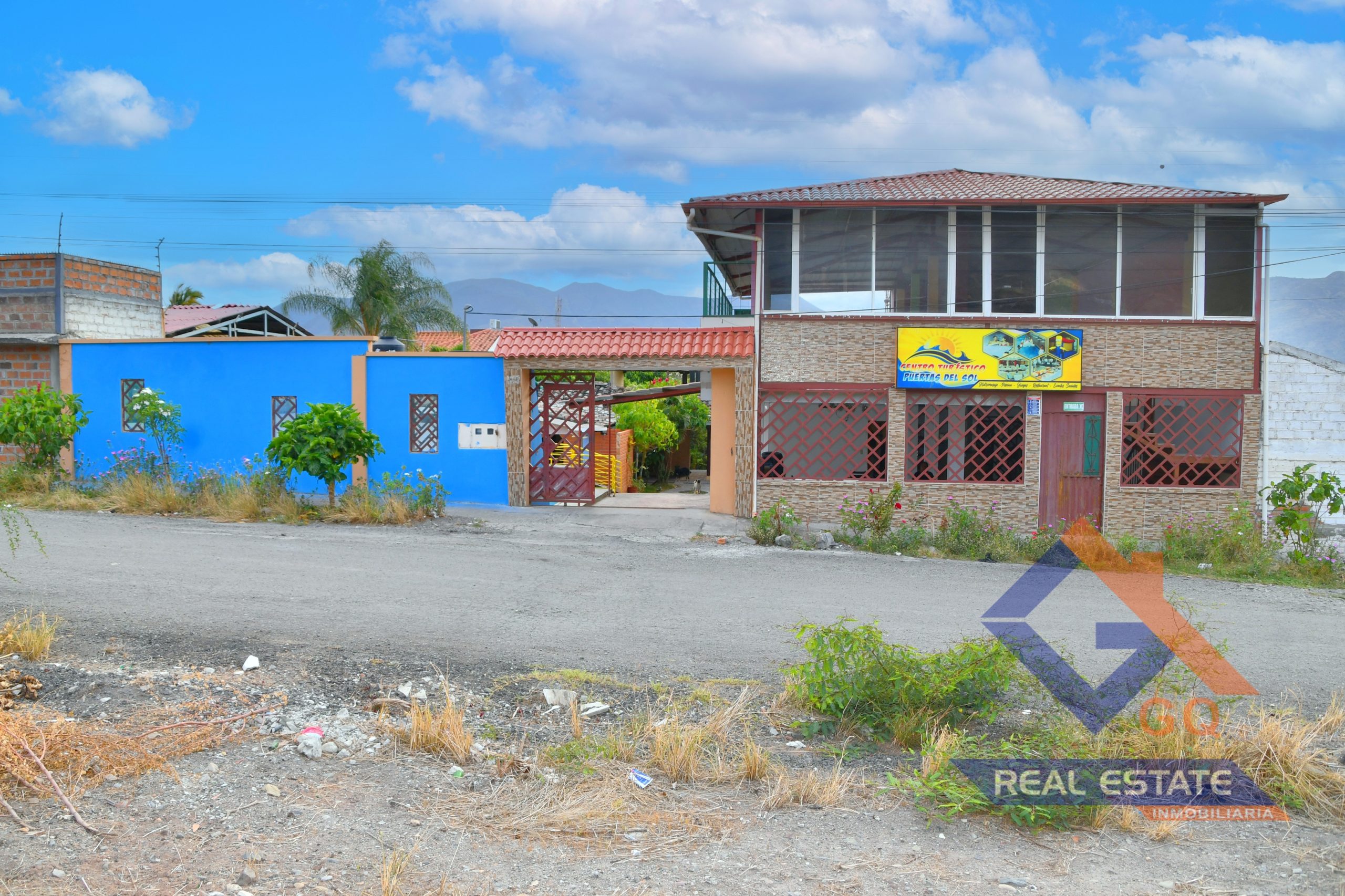 SE VENDE EN CATAMAYO, QUINTA VACACIONAL LISTA PARA CONTINUAR TRABAJANDO.