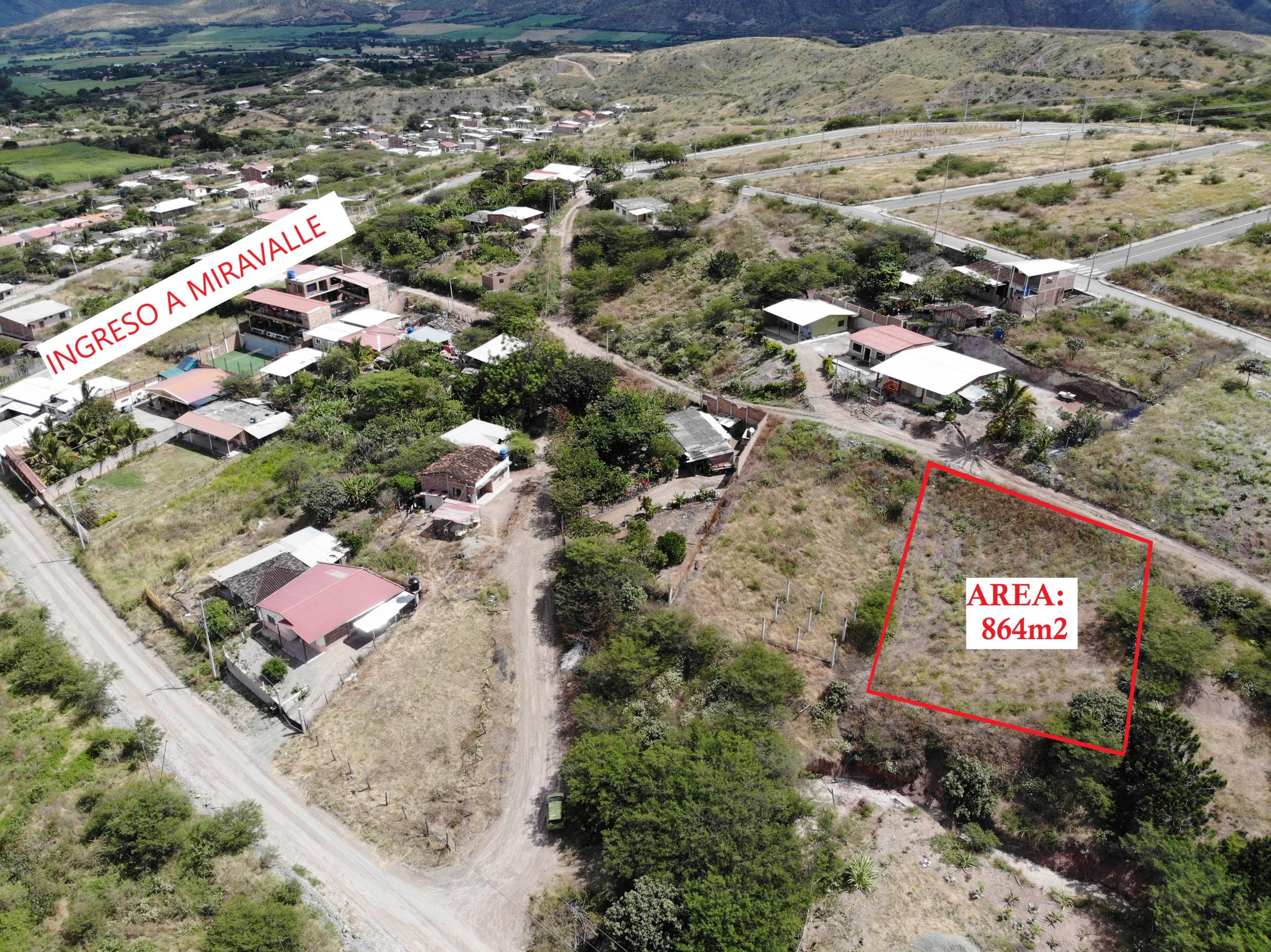 VENTA DE AMPLIO TERRENO EN CATAMAYO